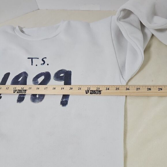 T.S. 1989 - / Taylor Crewneck sweatshirt / 1989 Album/ Merch Oversized White - Picture 5 of 6